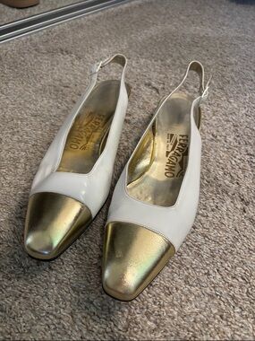 Salvatore Ferragamo White and Gold Leather Slingback shoes 9